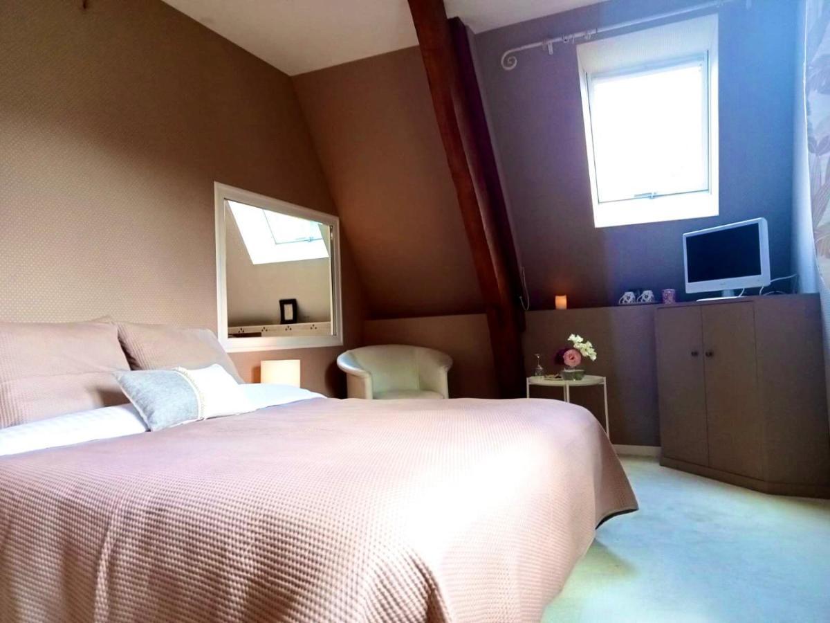 Le Vieux Pressoir Bed & Breakfast Pont-Évêque Eksteriør bilde