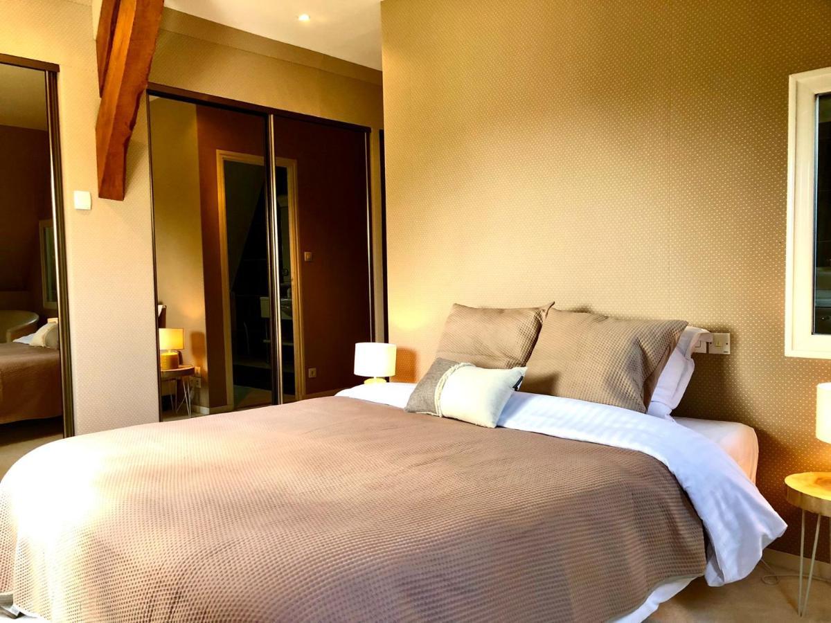 Le Vieux Pressoir Bed & Breakfast Pont-Évêque Eksteriør bilde